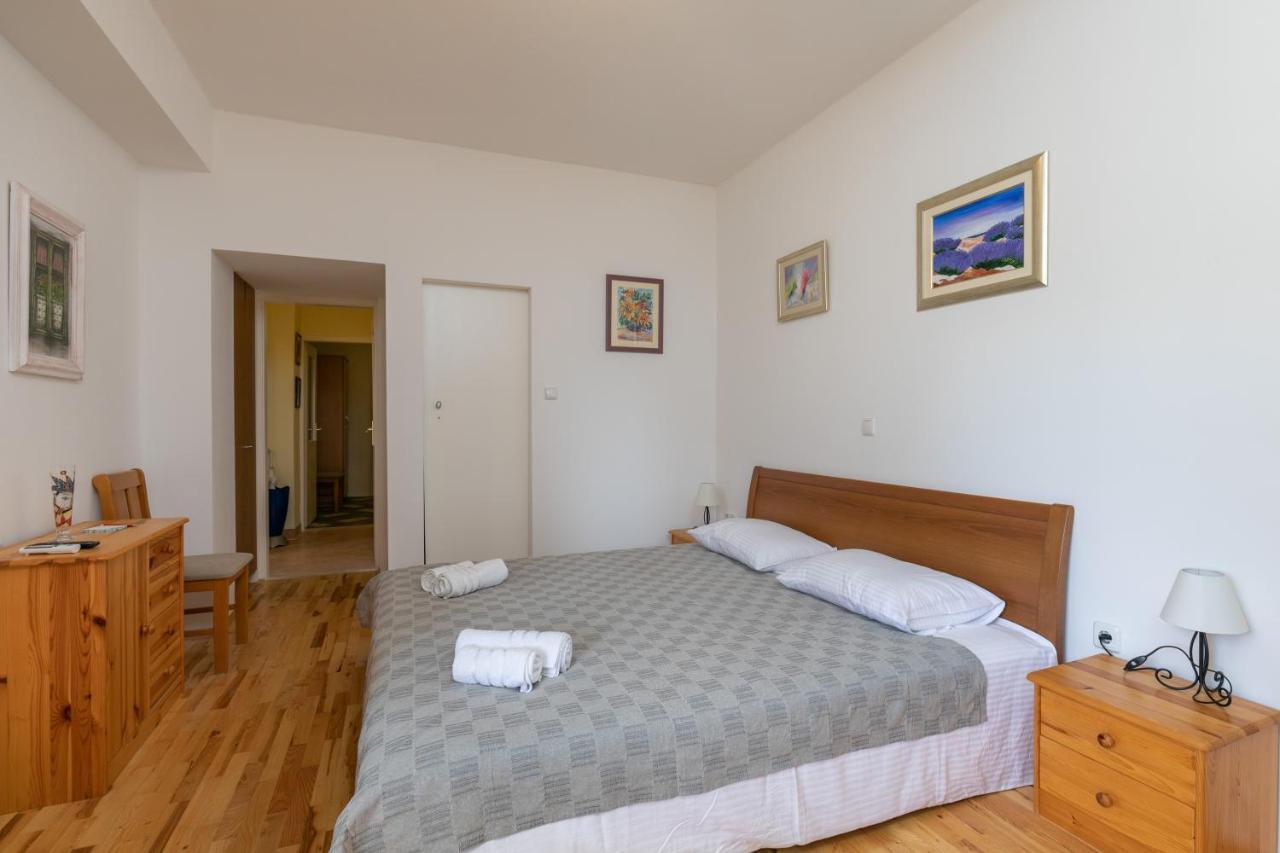 Apartment Tonka - Two Bedroom Apartment With Partial Sea View 杜布罗夫尼克 外观 照片